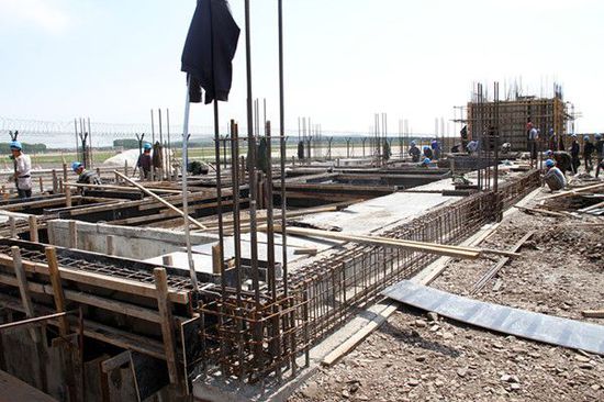 烏蘭浩特機場航站區擴建工程附屬工程正式開工，配套建設全面鋪開